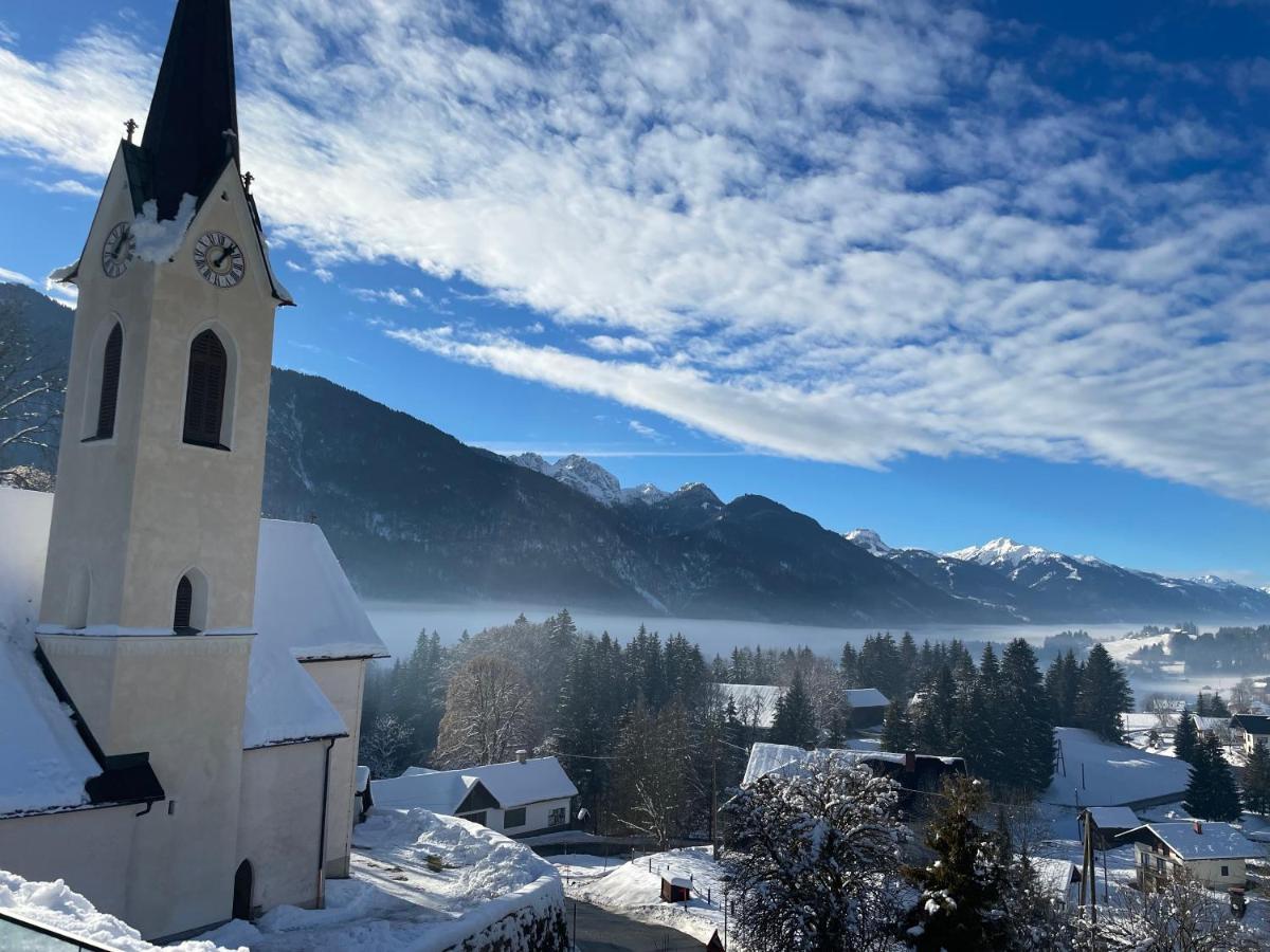 Alter Pfarrhof Egg Lägenhet Hermagor-Pressegger See Exteriör bild